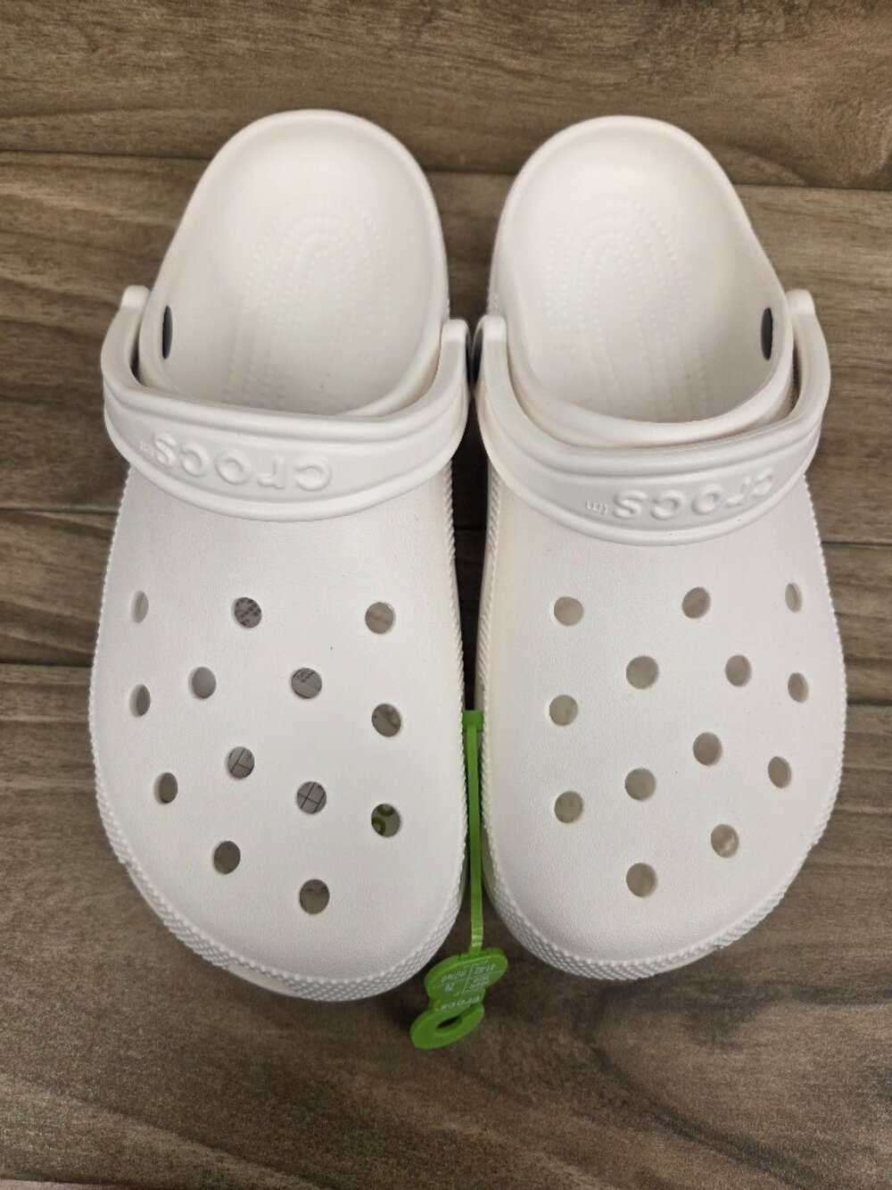 Classic White Crocs Unisex Women Size 10, Men Size 8 New with tags